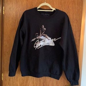 Ariana Grande sweatshirt